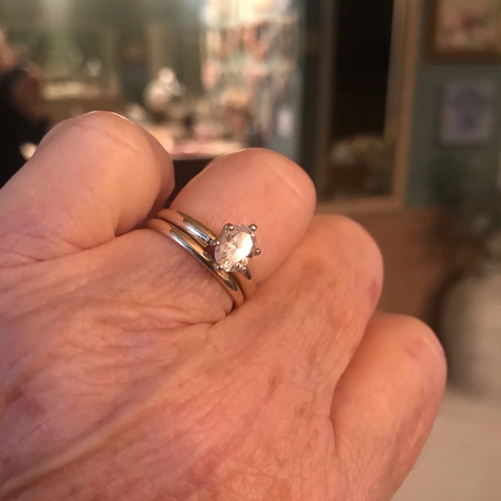 Diamond Wedding Ring Set - Picture 4 of 10